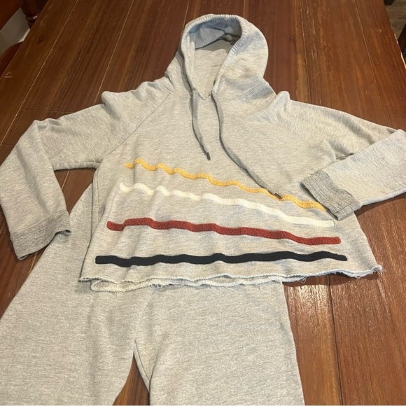 Sold - Picture 2 of 7